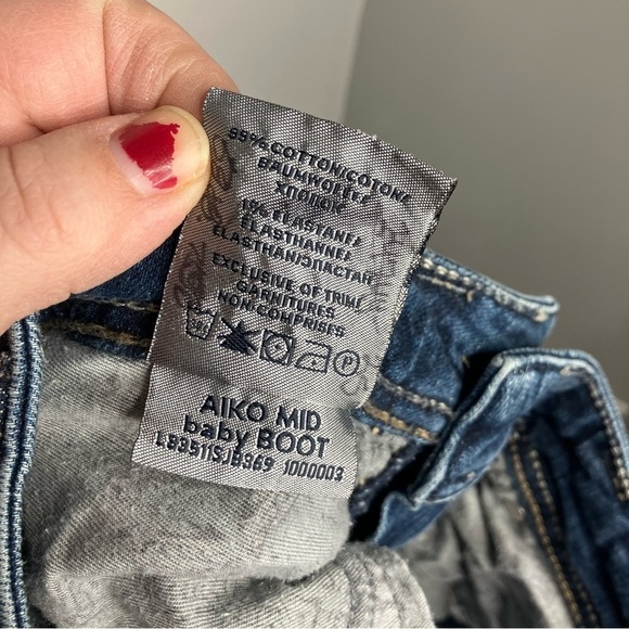 Silver Jeans Aiko Baby Bootcut Jeans Size 26 - Picture 10 of 10